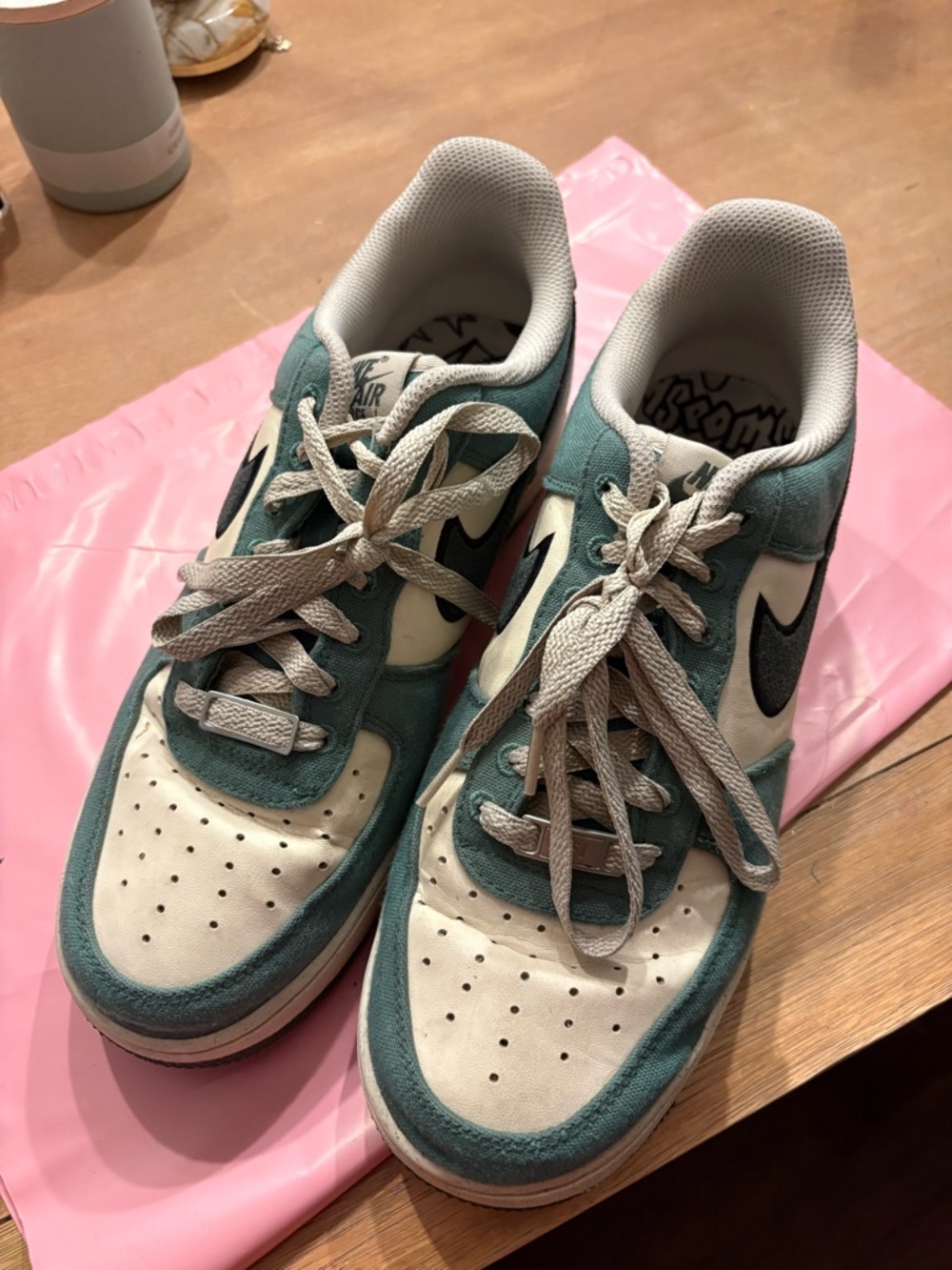 Nike Air Force LV 8 Coconut Milk/Vintage women’s  high Top Sneakers Sz 9